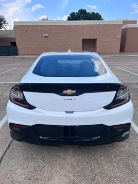 White 2017 Chevrolet Volt LT