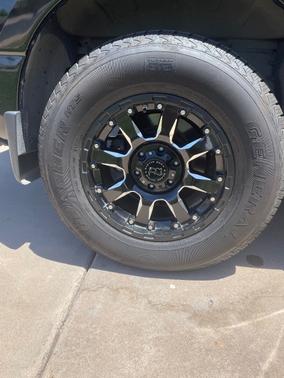 Black 2017 Nissan Titan SV