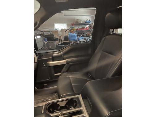 Photo 3 of 8 of 2019 Ford F-150 Lariat