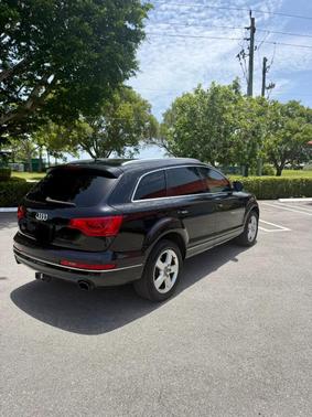 Black 2013 Audi Q7 3.0T Premium Plus