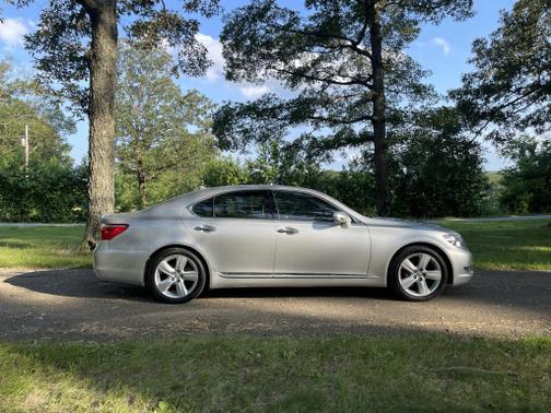 2011 Lexus LS 460 Base