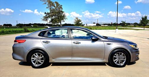 2017 Kia Optima LX