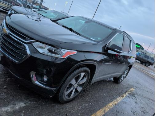 2021 Chevrolet Traverse LT Leather