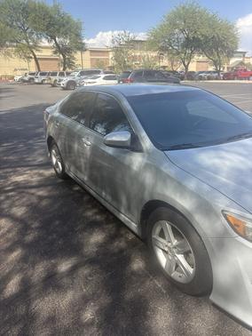 Silver 2014 Toyota Camry SE