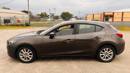 Gray 2016 Mazda Mazda3 i Sport
