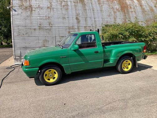 Green 1993 Ford Ranger Splash