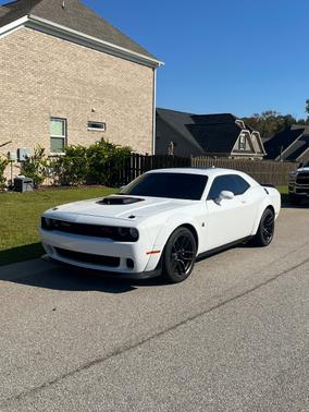 2022 Dodge Challenger R/T Scat Pack Widebody