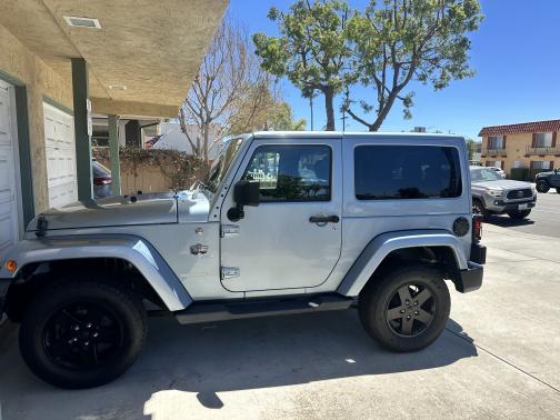 2012 Jeep Wrangler Sahara