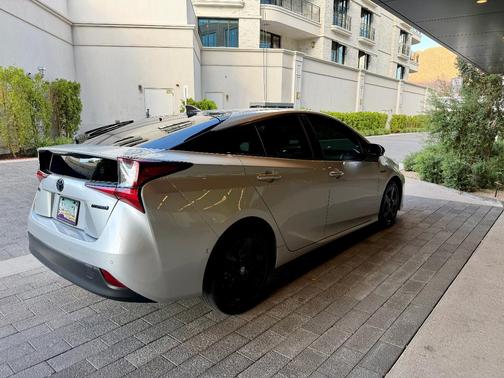 Silver 2019 Toyota Prius XLE