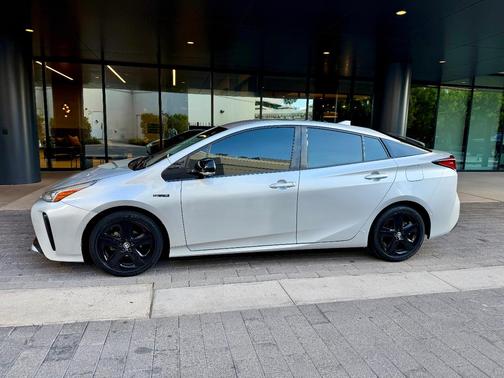 Silver 2019 Toyota Prius XLE