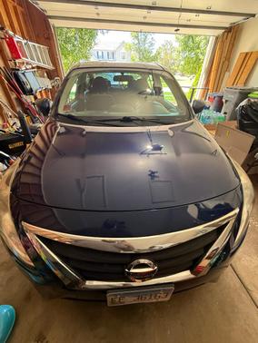 Blue 2019 Nissan Versa 1.6 SV
