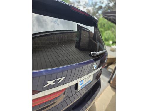 Blue 2022 BMW X7 xDrive40i