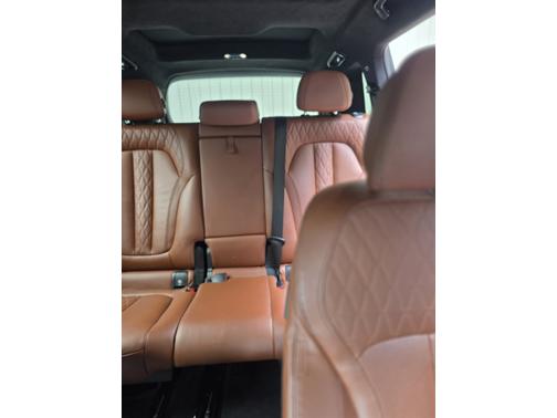 Blue 2022 BMW X7 xDrive40i