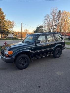 Green 1997 Toyota Land Cruiser Base