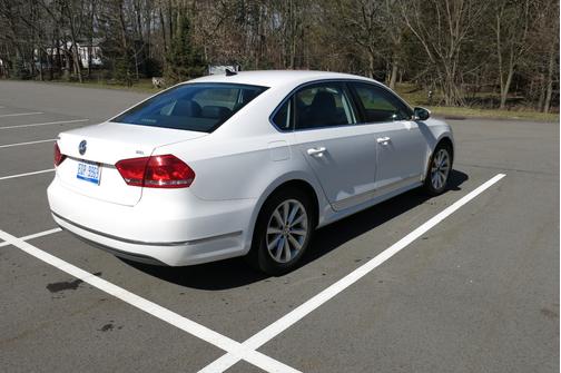 2012 Volkswagen Passat 2.5 SEL
