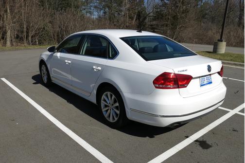 2012 Volkswagen Passat 2.5 SEL