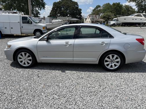 Silver 2009 Lincoln MKZ Base