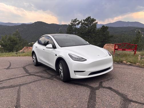 White 2022 Tesla Model Y Long Range