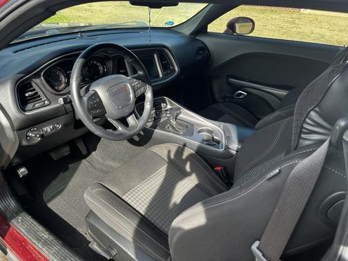 2020 Dodge Challenger SXT