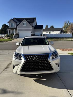 White 2023 Lexus GX 460 Luxury