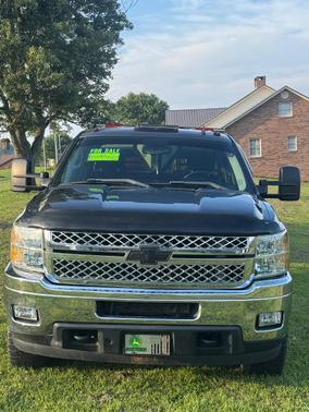 Gray 2011 Chevrolet Silverado 2500 LT