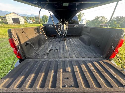 Gray 2011 Chevrolet Silverado 2500 LT