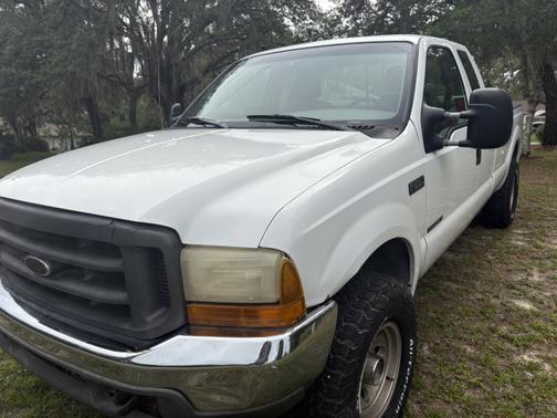 2000 Ford F-250 XL SuperCab Super Duty