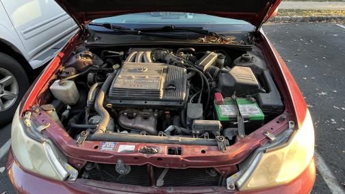 Red 2000 Toyota Avalon XLS