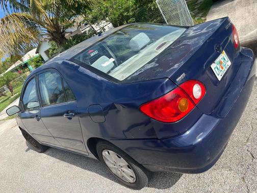 Blue 2003 Toyota Corolla LE