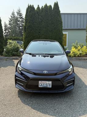 Blue 2022 Toyota Corolla SE