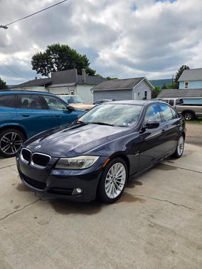 Blue 2010 BMW 328 i xDrive