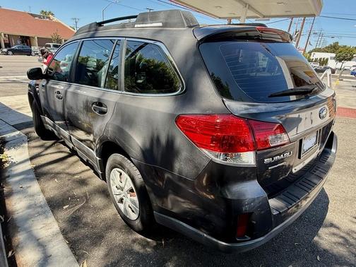 Gray 2012 Subaru Outback 2.5i