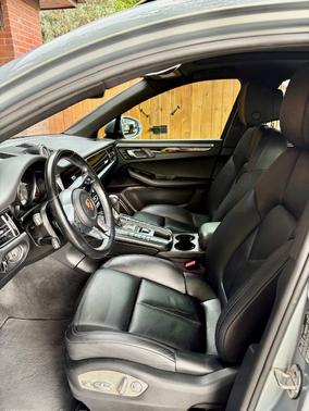 2019 Porsche Macan Macan
