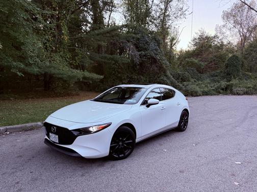 White 2023 Mazda Mazda3 2.5 S Premium