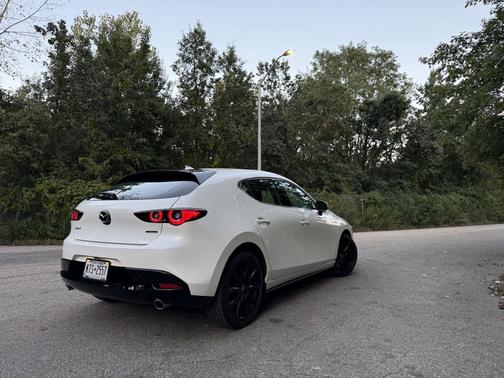 White 2023 Mazda Mazda3 2.5 S Premium