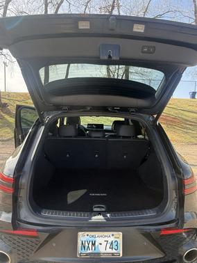 2023 Genesis GV70 2.5T