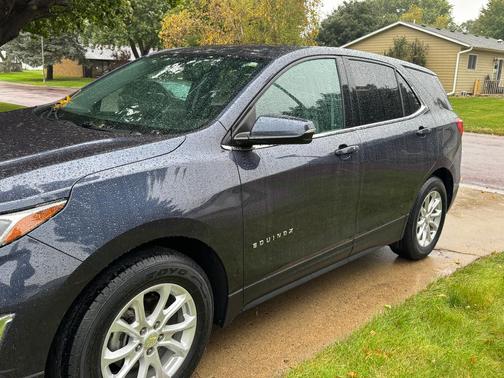 Blue 2018 Chevrolet Equinox LT