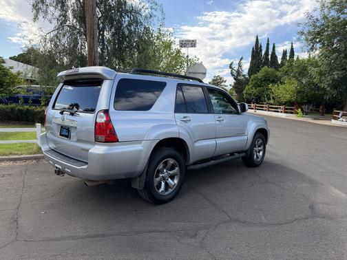 Gray 2007 Toyota 4Runner Sport