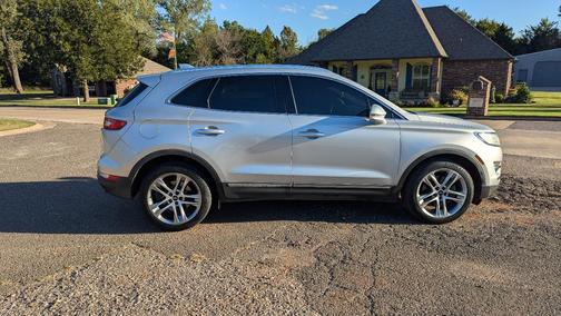 Silver 2017 Lincoln MKC Reserve