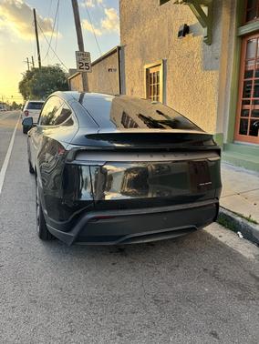 2026 Tesla Model Y Long Range AWD
