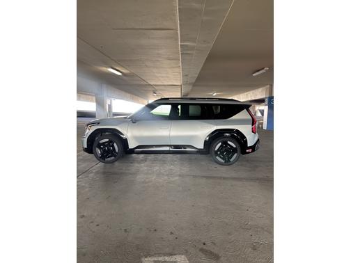 2024 Kia EV9 GT-Line