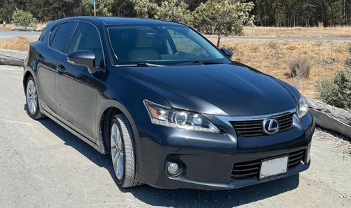 2011 Lexus CT 200h Premium