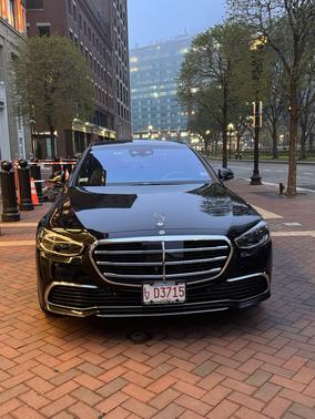 Black 2024 Mercedes-Benz S-Class S 580e 4MATIC