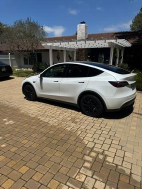 White 2020 Tesla Model Y Long Range