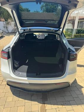 White 2020 Tesla Model Y Long Range