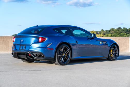 2014 Ferrari FF Base