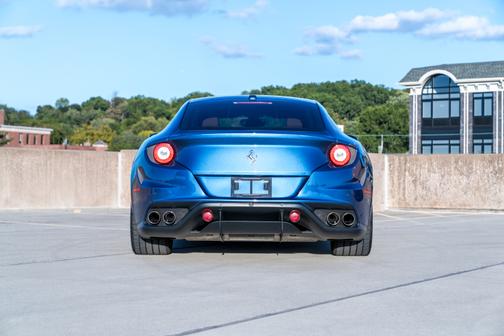 2014 Ferrari FF Base
