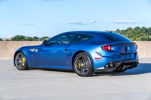 2014 Ferrari FF Base