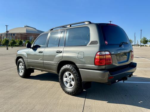 2000 Toyota Land Cruiser Base