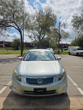 Silver 2009 Honda Accord LX-P